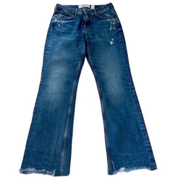 H&M Flare Distressed Blue Jeans (Size 6) - Picture 8 of 8